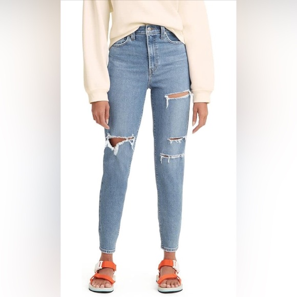 Levi High Waisted Mom Jeans - Picture 1 of 6